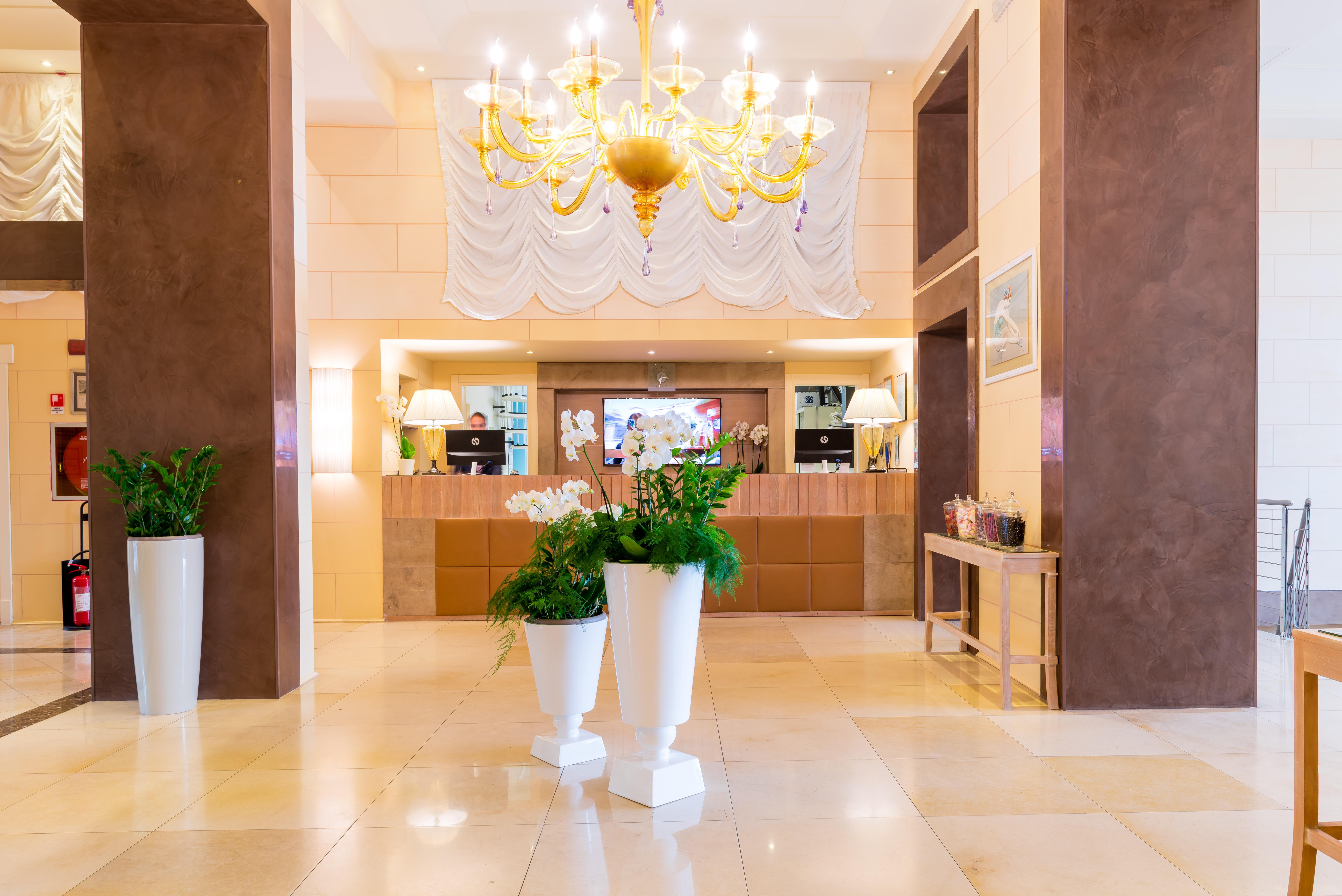 แกรนด์ โฮเทล บริสตอล รีสอร์ต แอนด์ สปา Hotel ราปาลโล ภายนอก รูปภาพ
