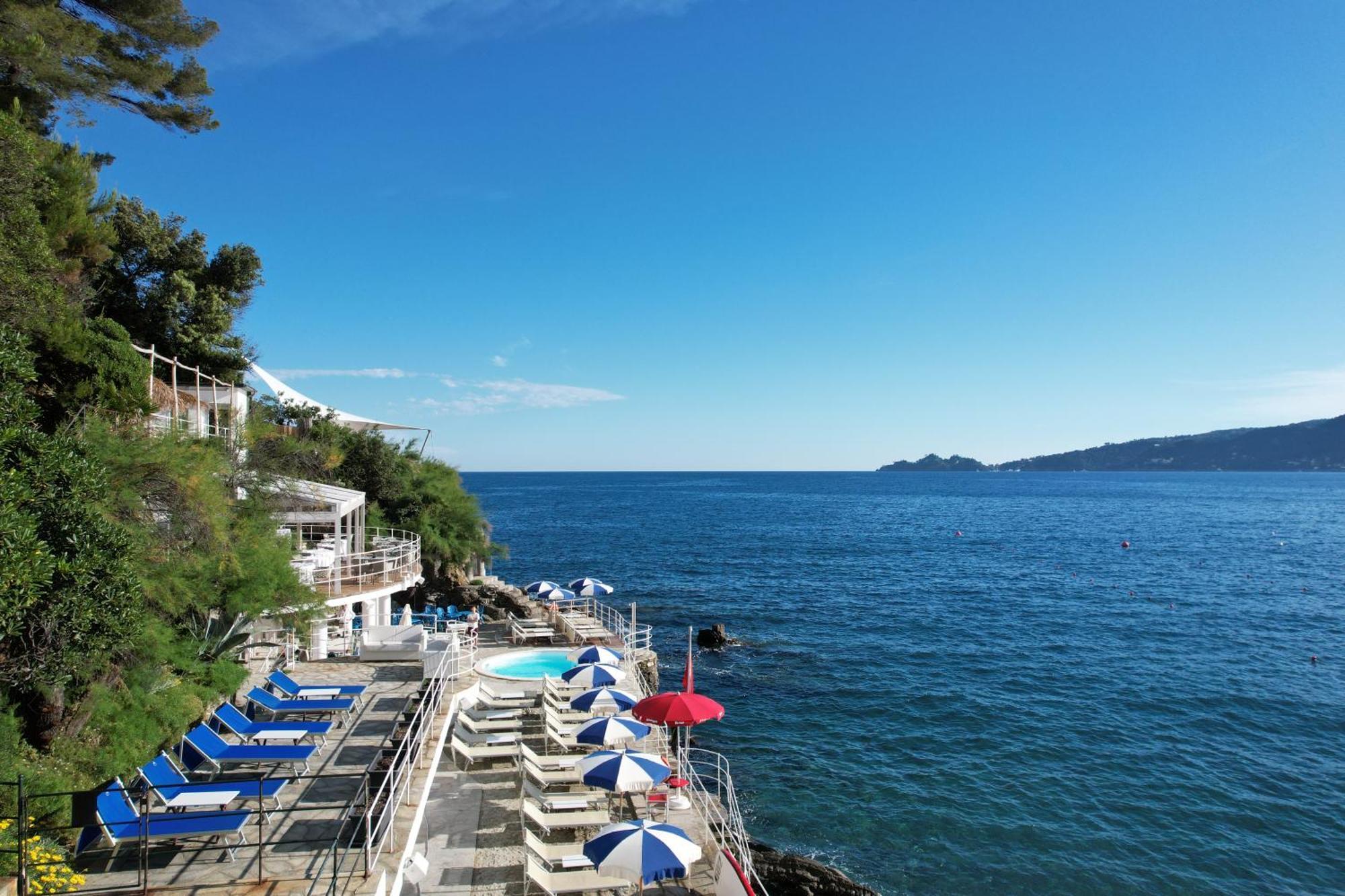 แกรนด์ โฮเทล บริสตอล รีสอร์ต แอนด์ สปา Hotel ราปาลโล ภายนอก รูปภาพ View of the Bay of Naples from the Hotel Axelmannstein